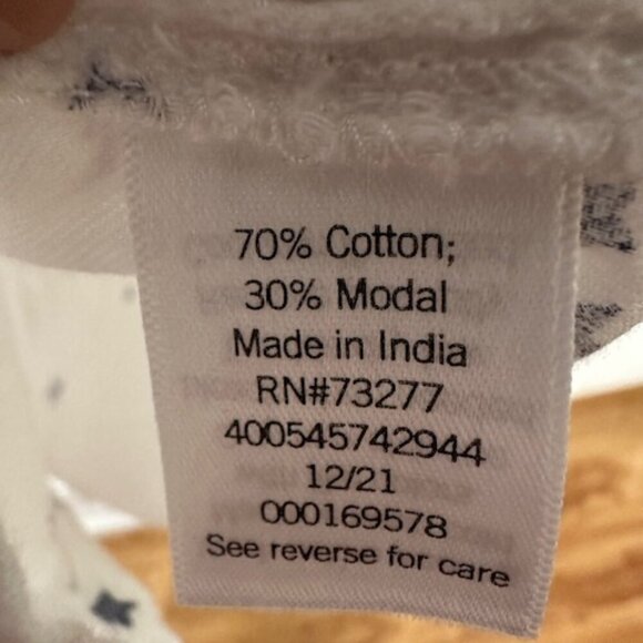 SO Women's Small Button Down Crop Blouse White Gray Stars Cotton - Picture 5 of 6